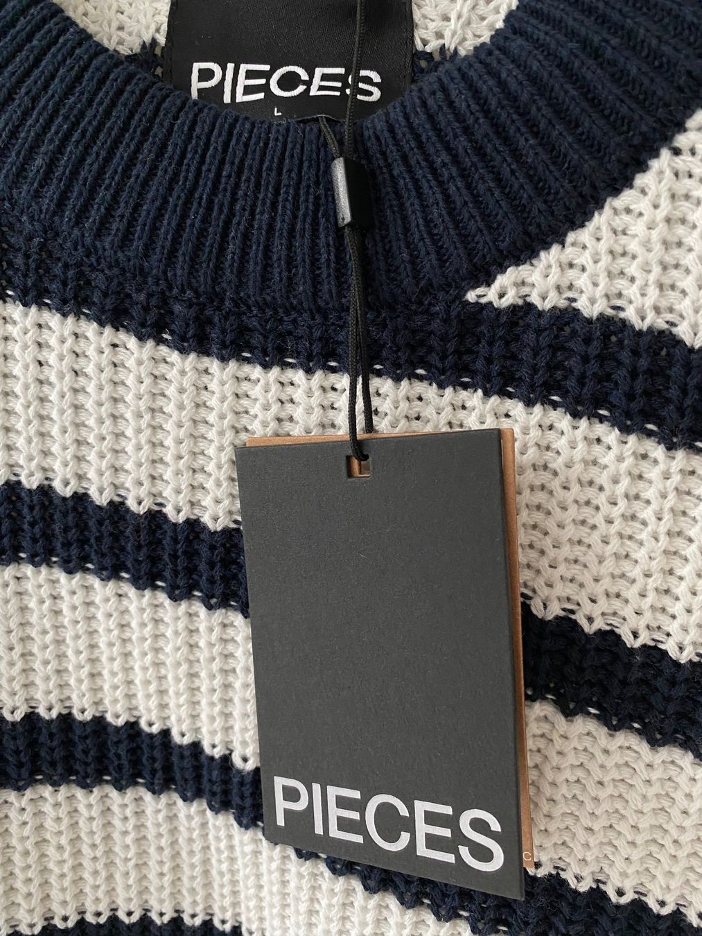 Pieces Pulls & Sweat-shirts: PIECES cooler Pullover - neu - – Neuf (Voir description) à Jona par vanessasupermarket20 7