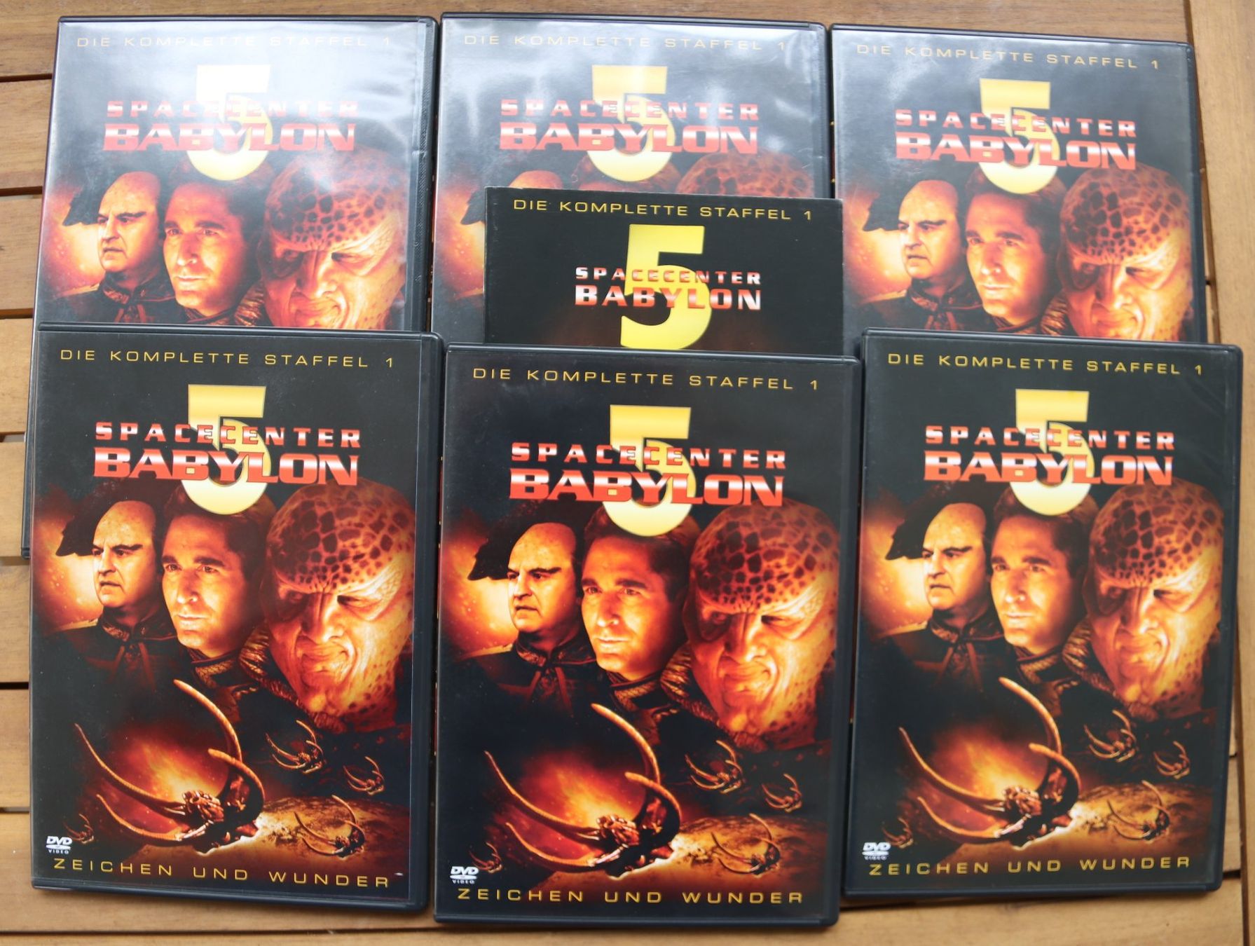 Alle DVDs: Spacecenter Babylon 5 Staffel 1 – Gebraucht aus Glattfelden von Sirax 6