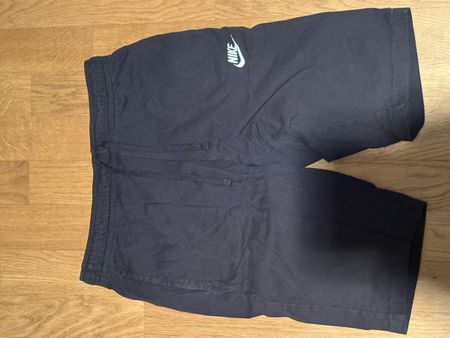 Nike Shorts schwarz elastischer Bund guter Zustand