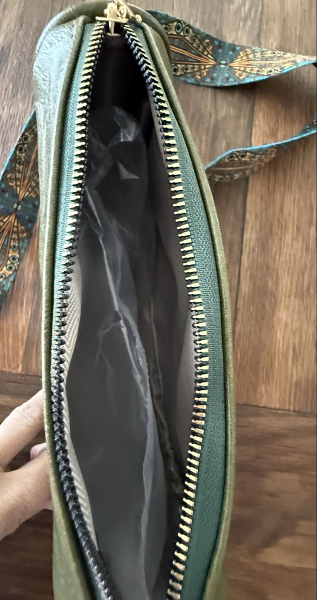 Taschen für Damen: Handtasche klein  – Neu (gemäss Beschreibung) aus Pfeffikon LU von pepino17 4