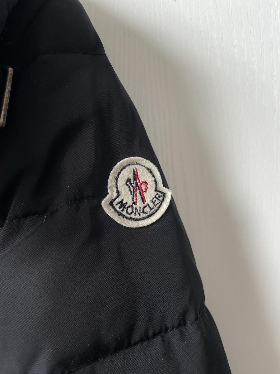 Moncler Jacken: Moncler Daunenjacke – Gebraucht aus Pfaffhausen von ame_2q5n 2
