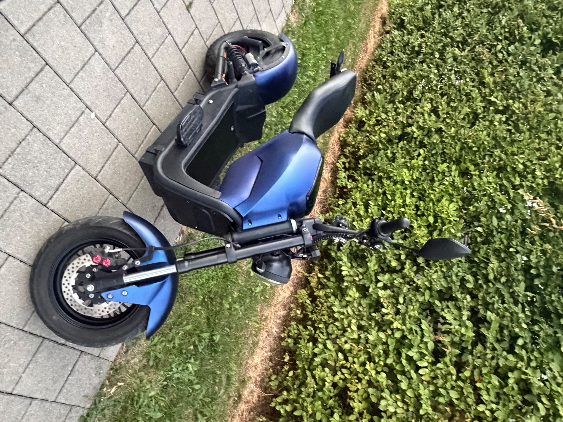 Züriflizzer Veicoli elettrici: Top Zustand! – Usato da Urdorf venduto da bil_m8fl 1