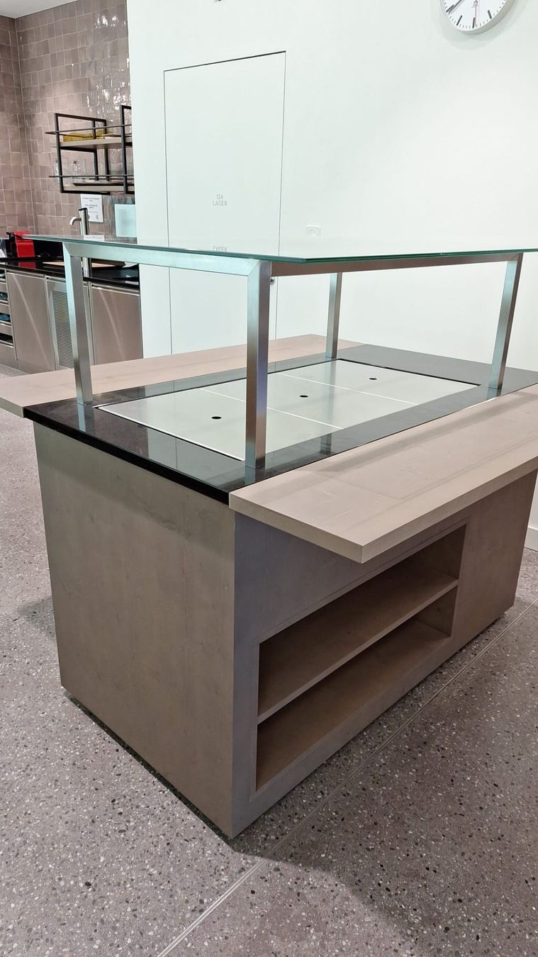 Buffets: Salatbuffet – D'occasion à Brunnen par Kloster_Ingenbohl