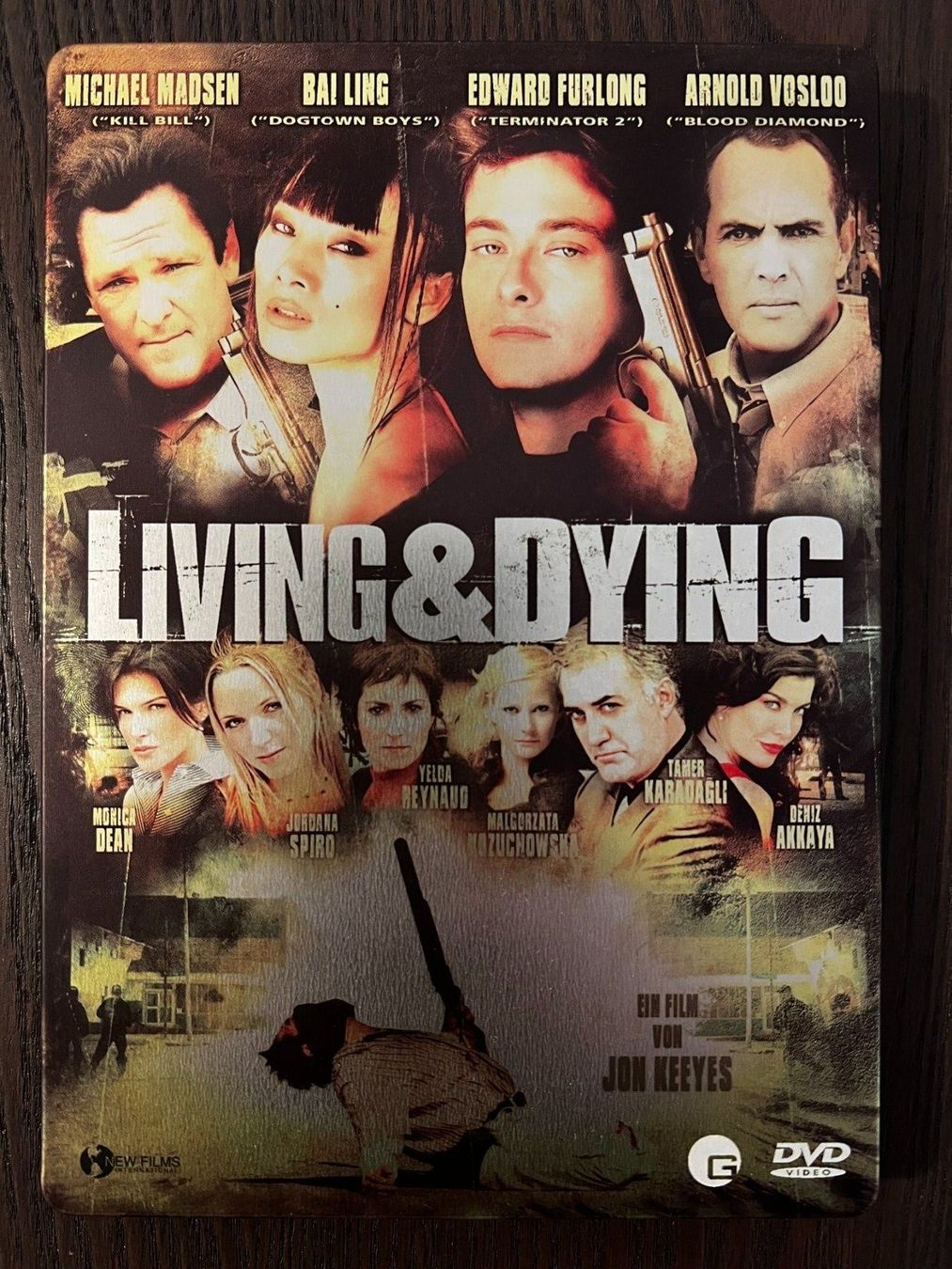 Tutti i DVDs: Living & Dying Steelbook – Usato da Zürich venduto da FilmFreunde