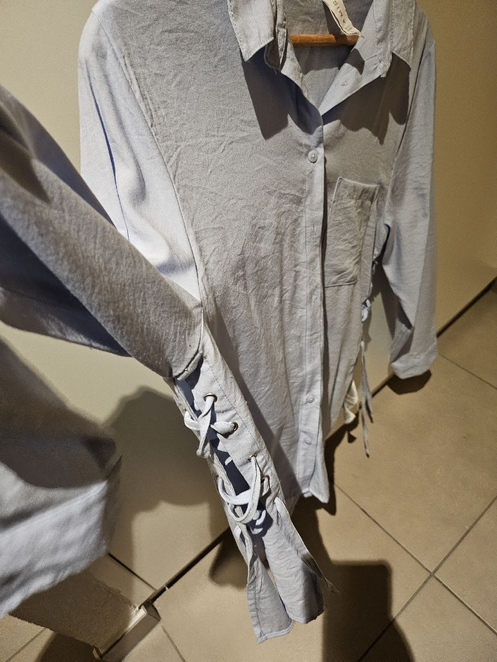 Camicette: chemise femme – Nuovo (secondo la descrizione) da La Tour-de-Peilz venduto da mar_2r26 2