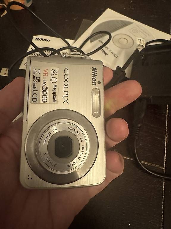 Fotocamera: Nikon coolpix S210 gris – Usato da St-Cergue venduto da ste_bjn2 1