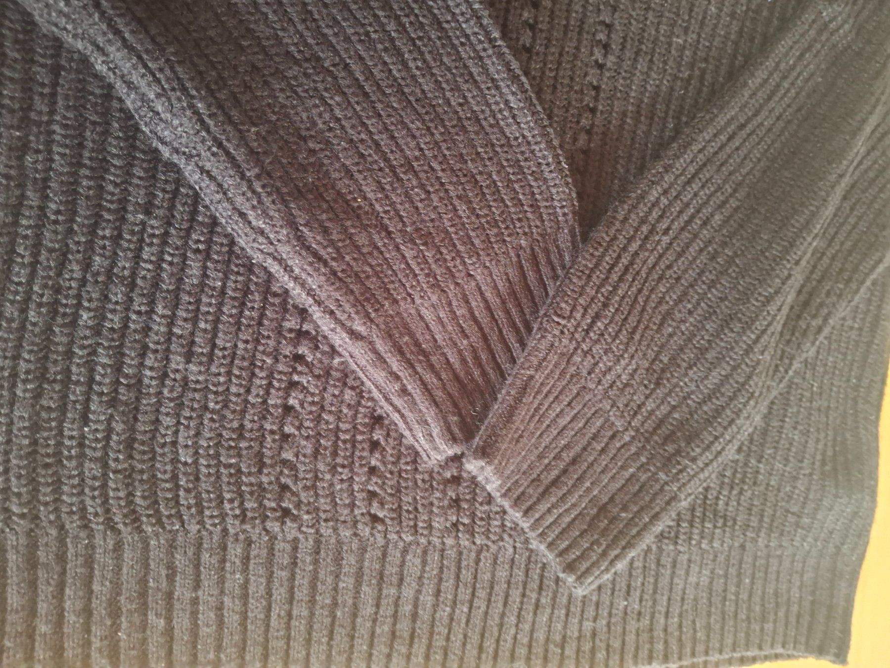 Vila Maglioni & Felpe: Pull col en V taille L marque Vila – Usato da Villiers venduto da san_jn5w 2