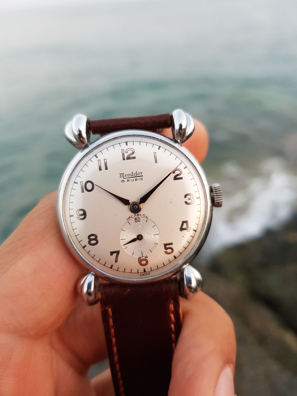 Uhren: Montdor Vintage Mechanisch – Neu (gemäss Beschreibung) aus Altstätten SG von ana_7xf7 1