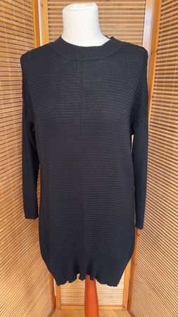Longpulli, schwarz, M