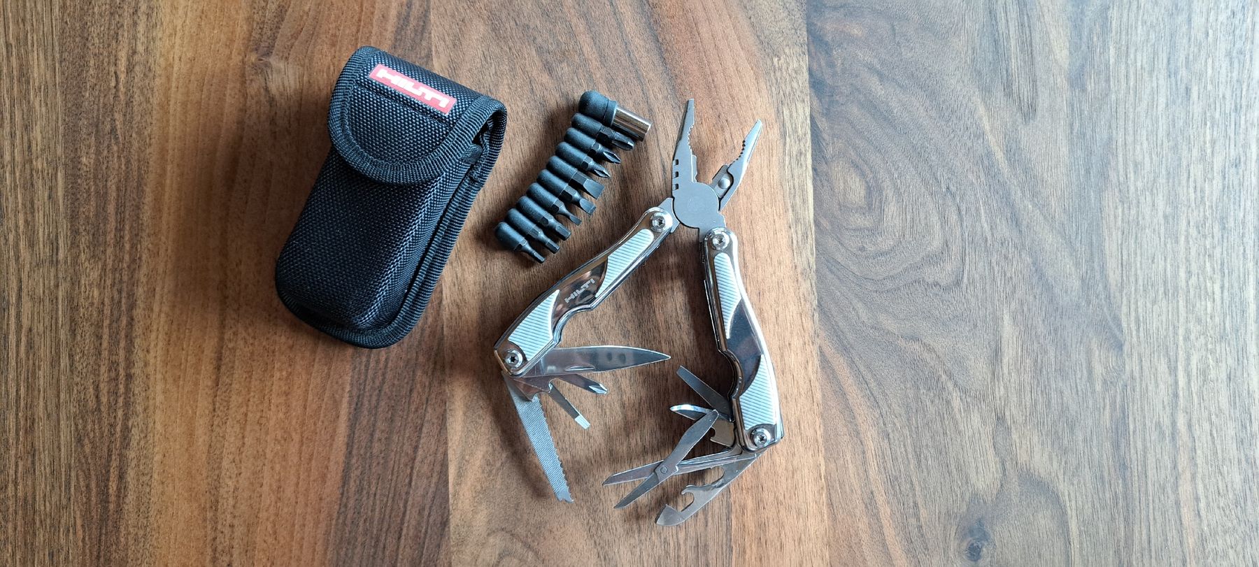 Hilti Coltelli tascabile: Multifuktionswerkzeug Hilti – Nuovo (secondo la descrizione) da Sachseln venduto da Furner94 1