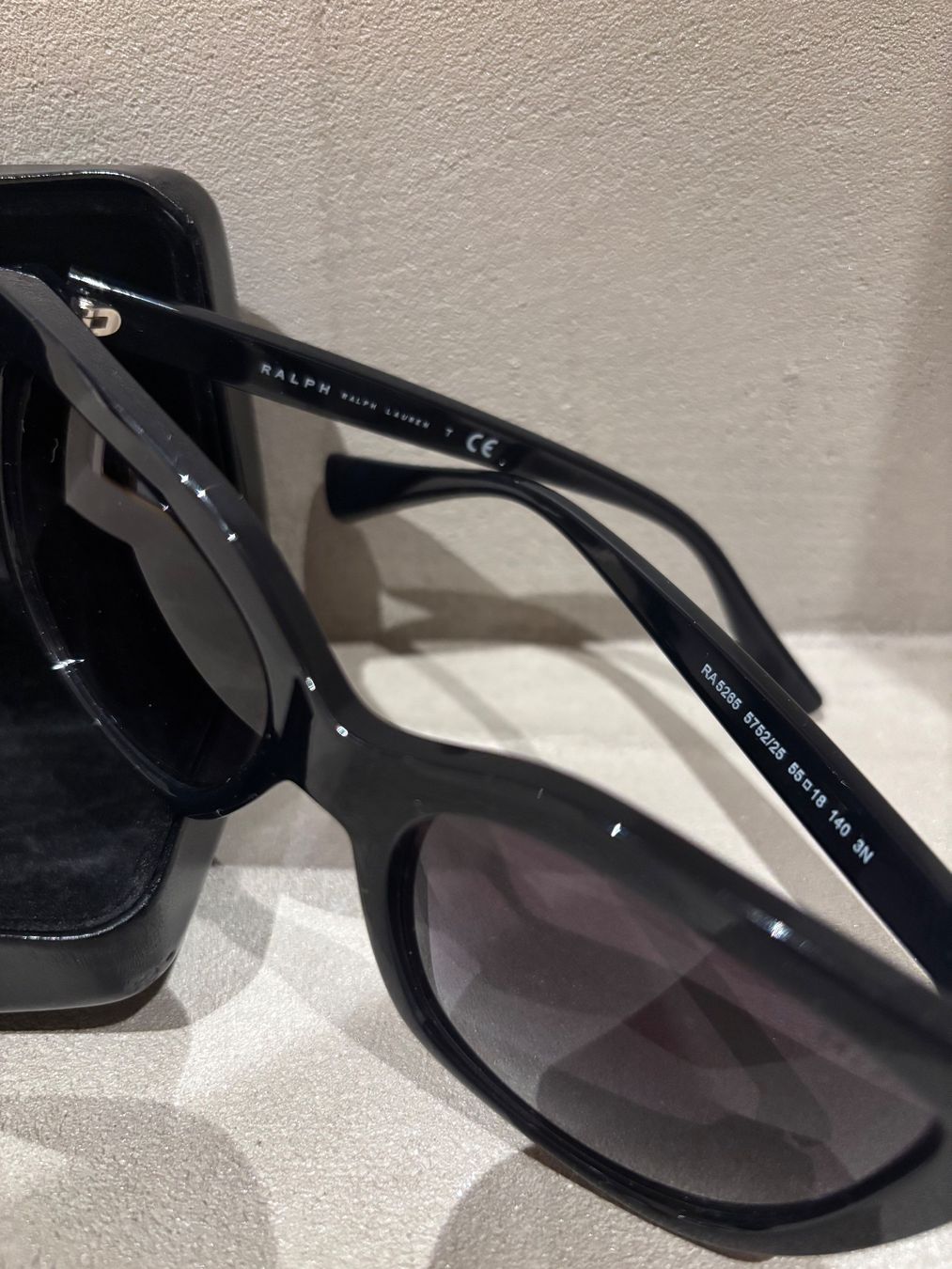 Ralph Lauren Occhiali & Lenti: Ralph Lauren Sonnenbrille – Usato da Davos Dorf venduto da maela_17 1