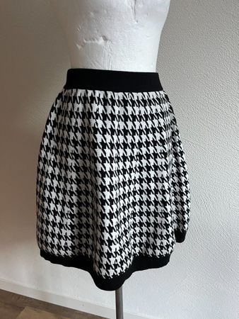 Damen  Winter Jupe Gr 38