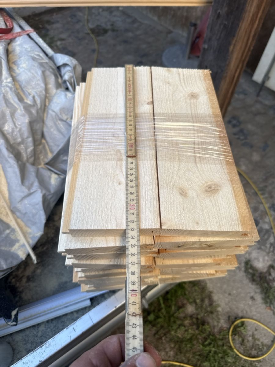 Holzartikel: Brennholz  – Gebraucht aus Langnau i. E. von Acrjl