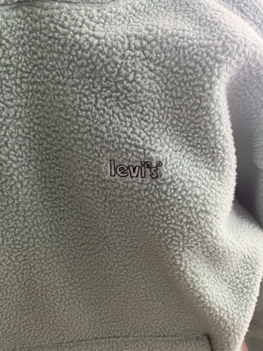 Levi's Pullover & Sweatshirts: Levise Pulli relaxed fit teddy – Gebraucht aus Bern von noe_dv8j 2