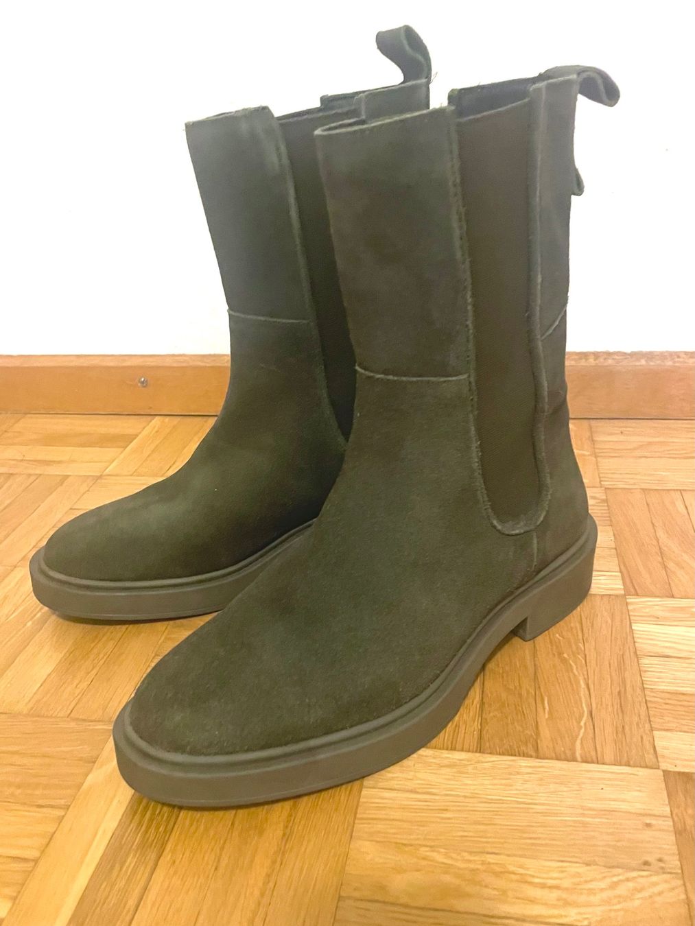 Damenschuhe: Stiefel – Gebraucht aus Horn von Jronimo 1