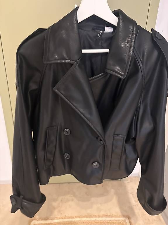 Jacken: Jacke  – Gebraucht aus Zürich von AJO91 3