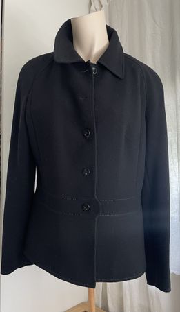 Wunderschöne elegante Jacke von Escada