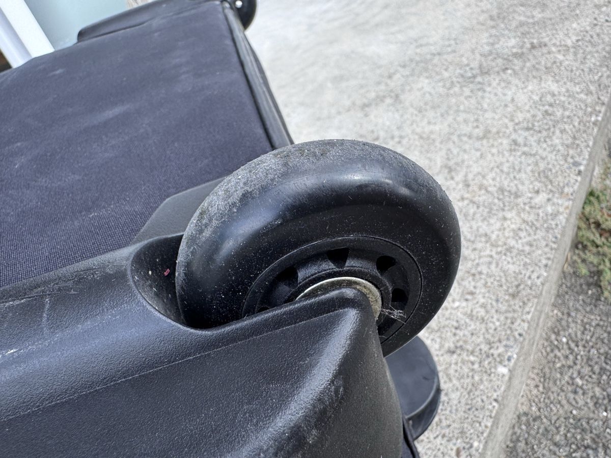 Valises de voyage: Grosser Rollkoffer – D'occasion à Niederbüren par Oetschli 8