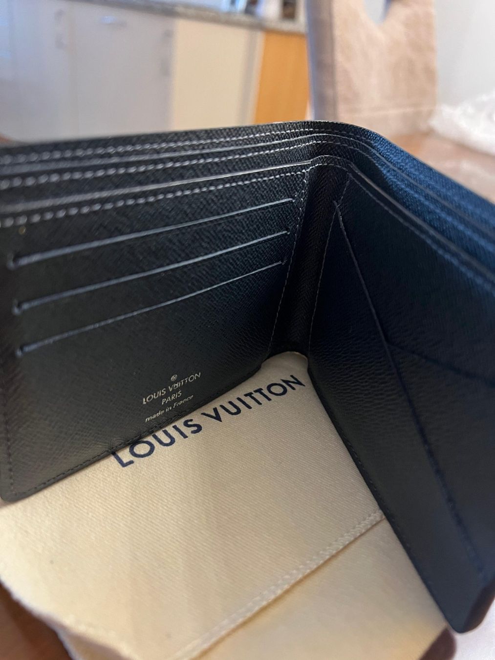 Louis Vuitton Portafogli: Louis Vuitton Slender Wallet - Monogram Edt – Usato da Oensingen venduto da TheBaggyClub 3