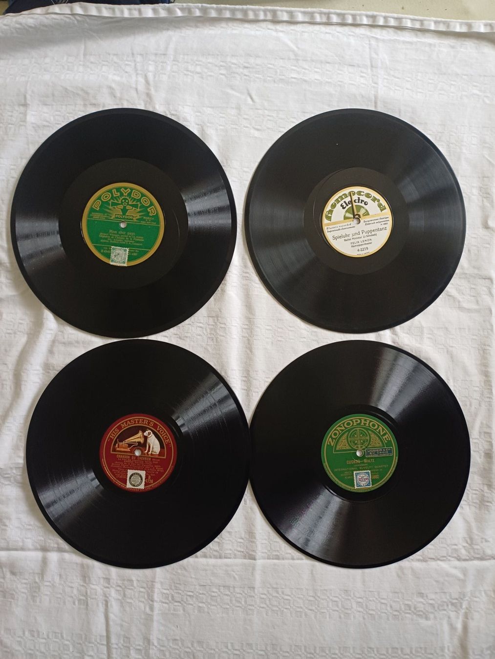 Schallplatten: 1 Album mit 12 Schellackplatten – Gebraucht aus Marly von rol_7mgj 7
