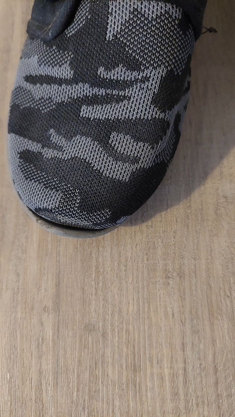 Scarpe per ragazzi: Schuhpaket für Junge – Usato da Egolzwil venduto da mobiledeluxe 2