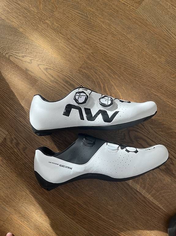 Herrenschuhe: Chaussure vélo Northwave "Veloce extreme"  – Gebraucht aus Eysins von cbe_qs6g 1