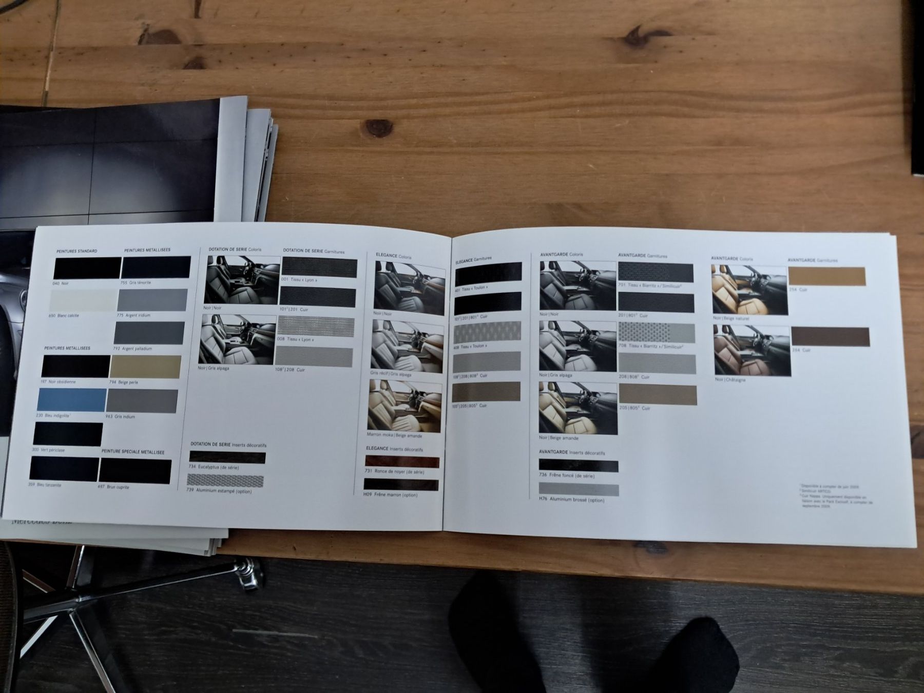 Mercedes-Benz Documenti: Brochure Mercedes – Nuovo (secondo la descrizione) da les brenets venduto da Laguille 2