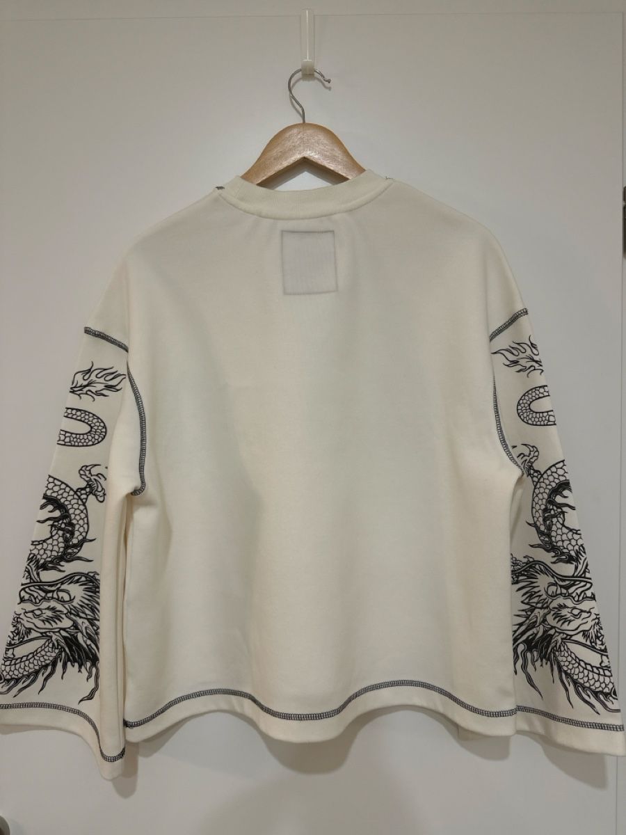 Pullover & Sweatshirts: Sweatshirt white dragon print – Neu (gemäss Beschreibung) aus Troinex von mar_5w5y 1