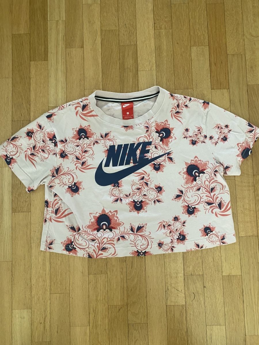 Nike T-shirts: tee shirt Nike – D'occasion à Versoix par wen_75xm