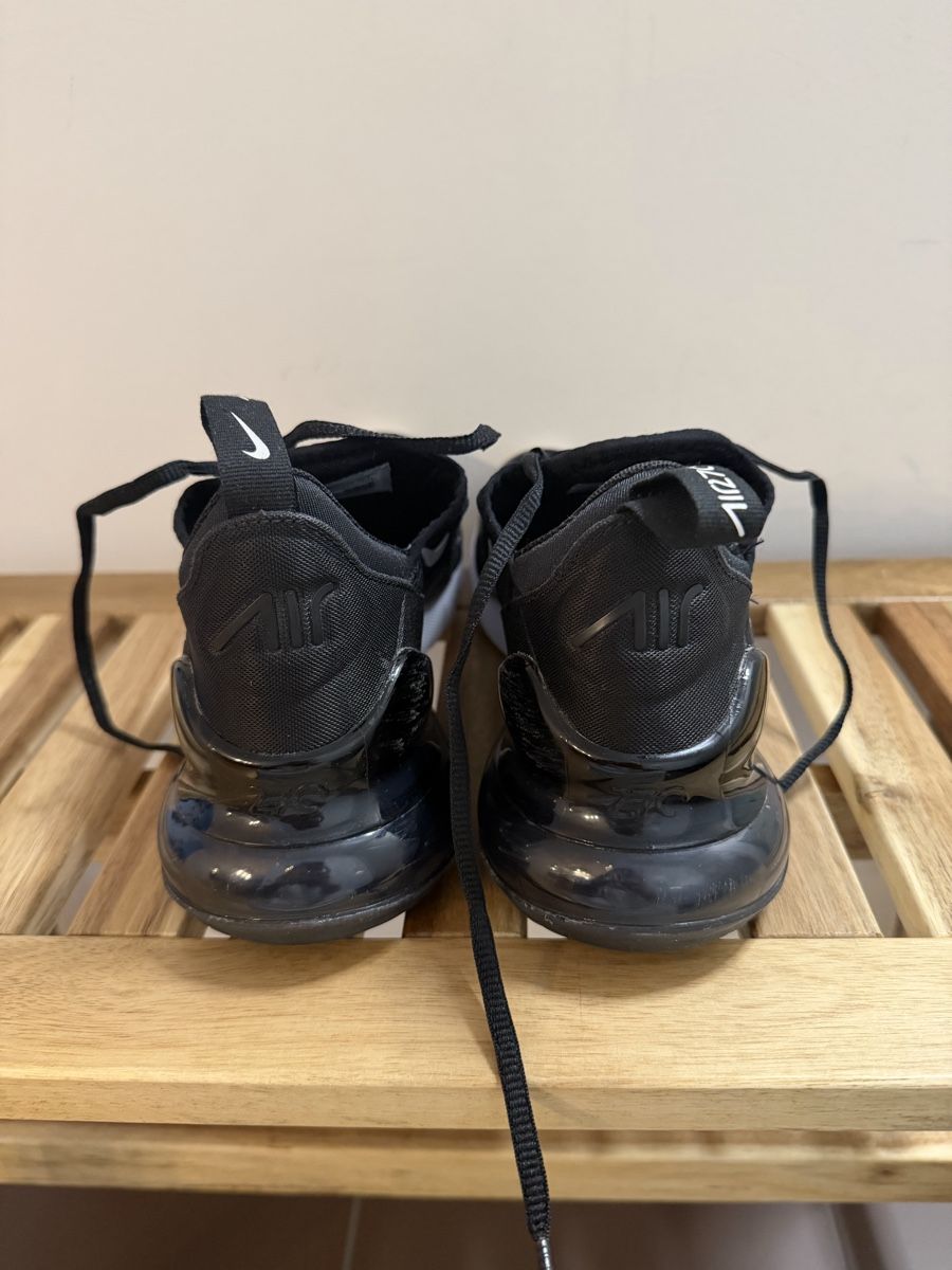 Nike Scarpe da donna: Nike Air 270 – Usato da Zürich venduto da Ta-Nia 4