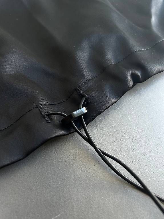Pullover & Sweatshirts: Sweat à capuche ZARA M noir-silver-python – Neu und originalverpackt aus Prêles von SwissCloset87 2