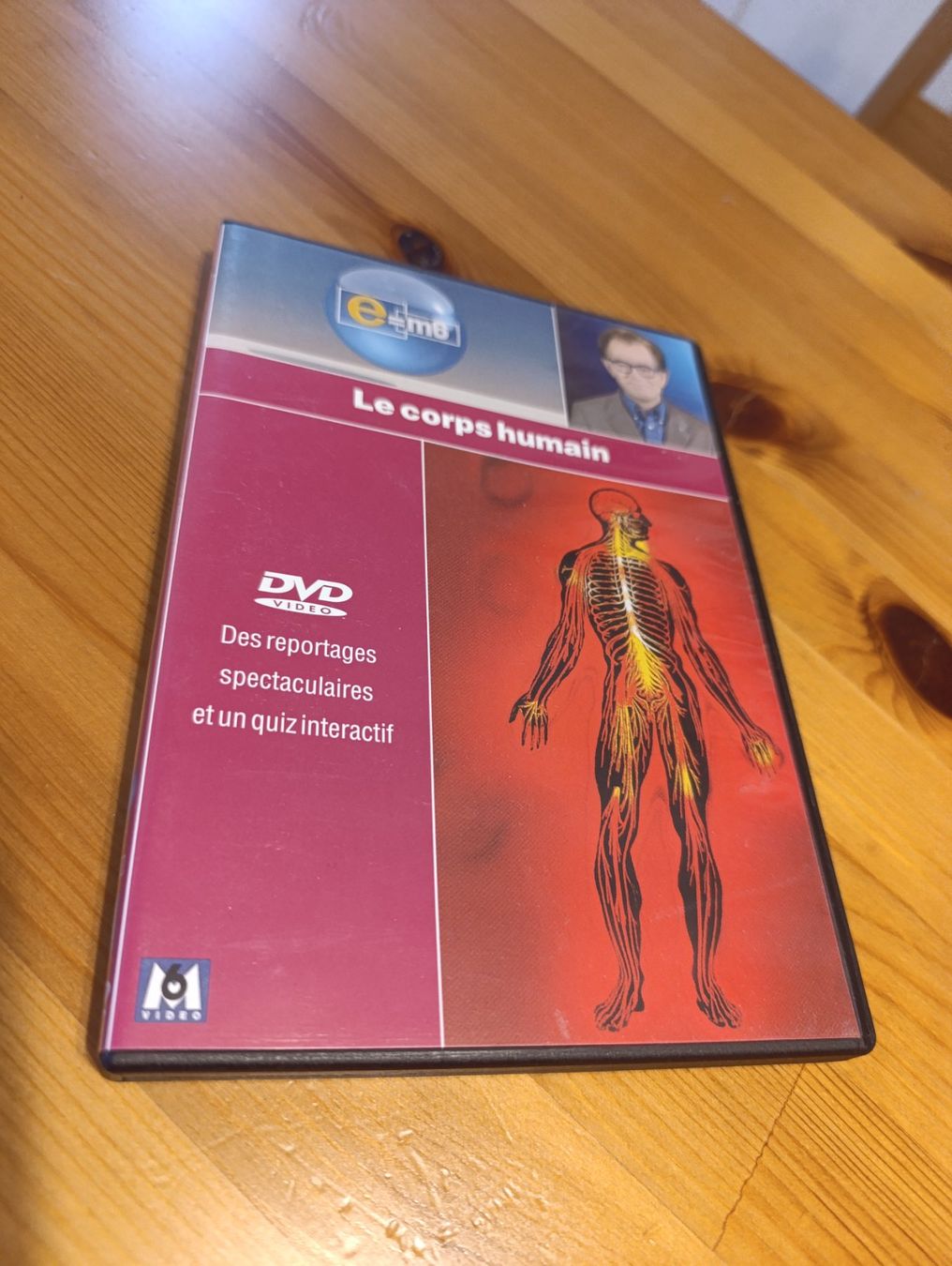 Tutti i DVDs: Le corps humain de M6 présenté par Mac Lesggy DVD – Usato da Prangins venduto da Timband