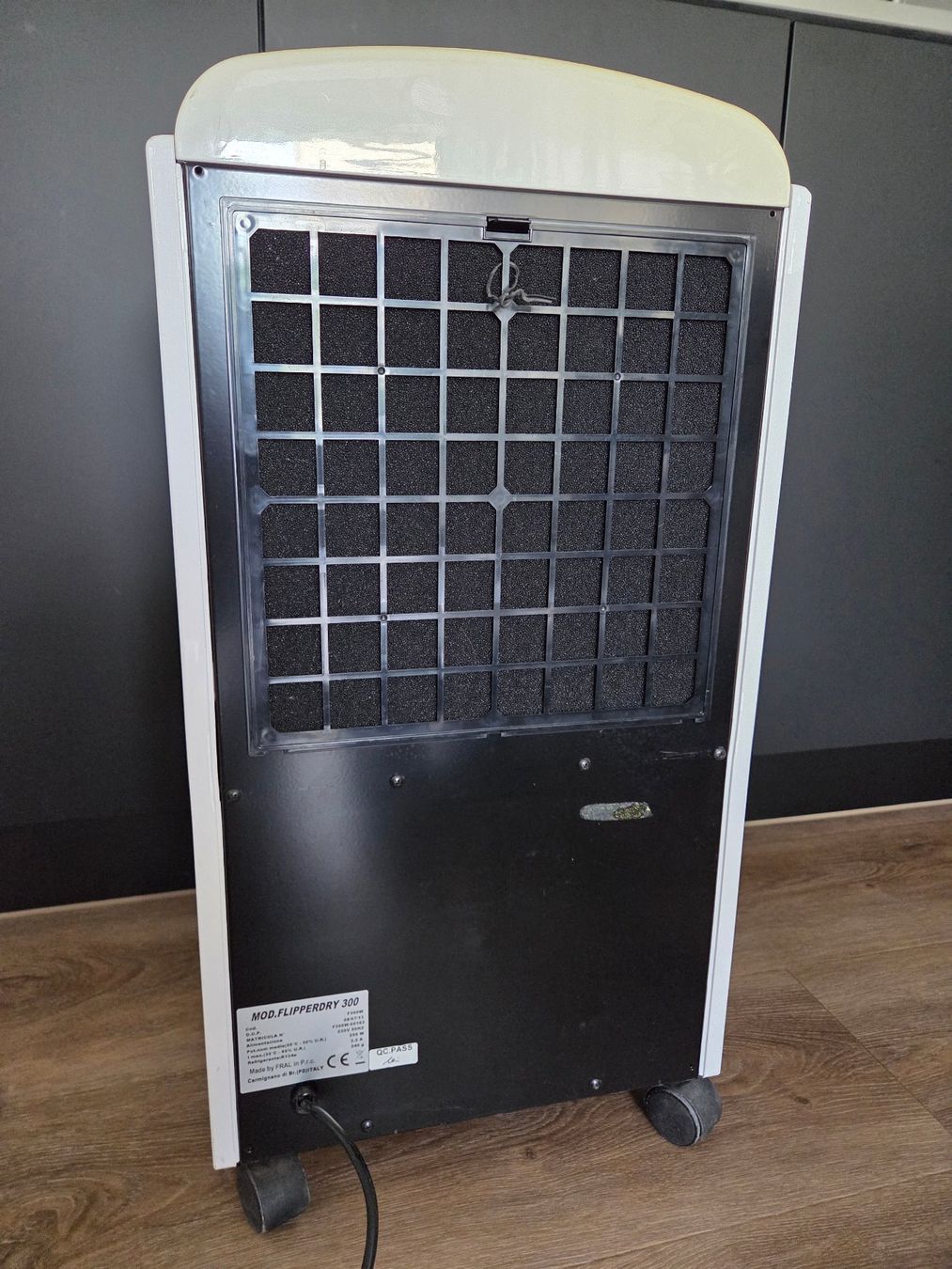 Luftentfeuchter: Fral flipperdry 300 Luftentfeuchter – Gebraucht aus Fällanden von bib_7vpx 1
