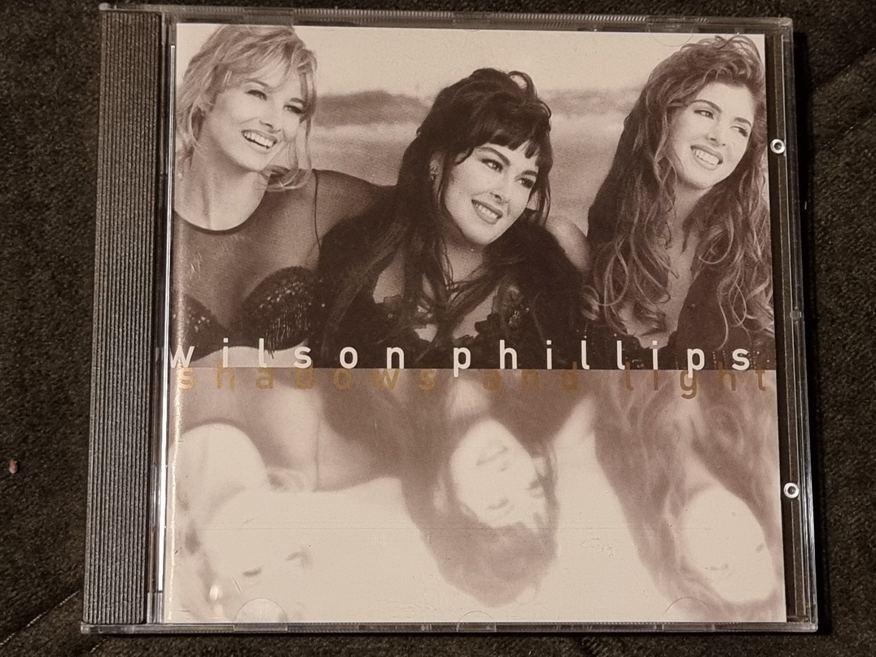 CD: Wilson Phillips - Shadows And Light (CD) – Usato da Villigen venduto da Tschachtlan