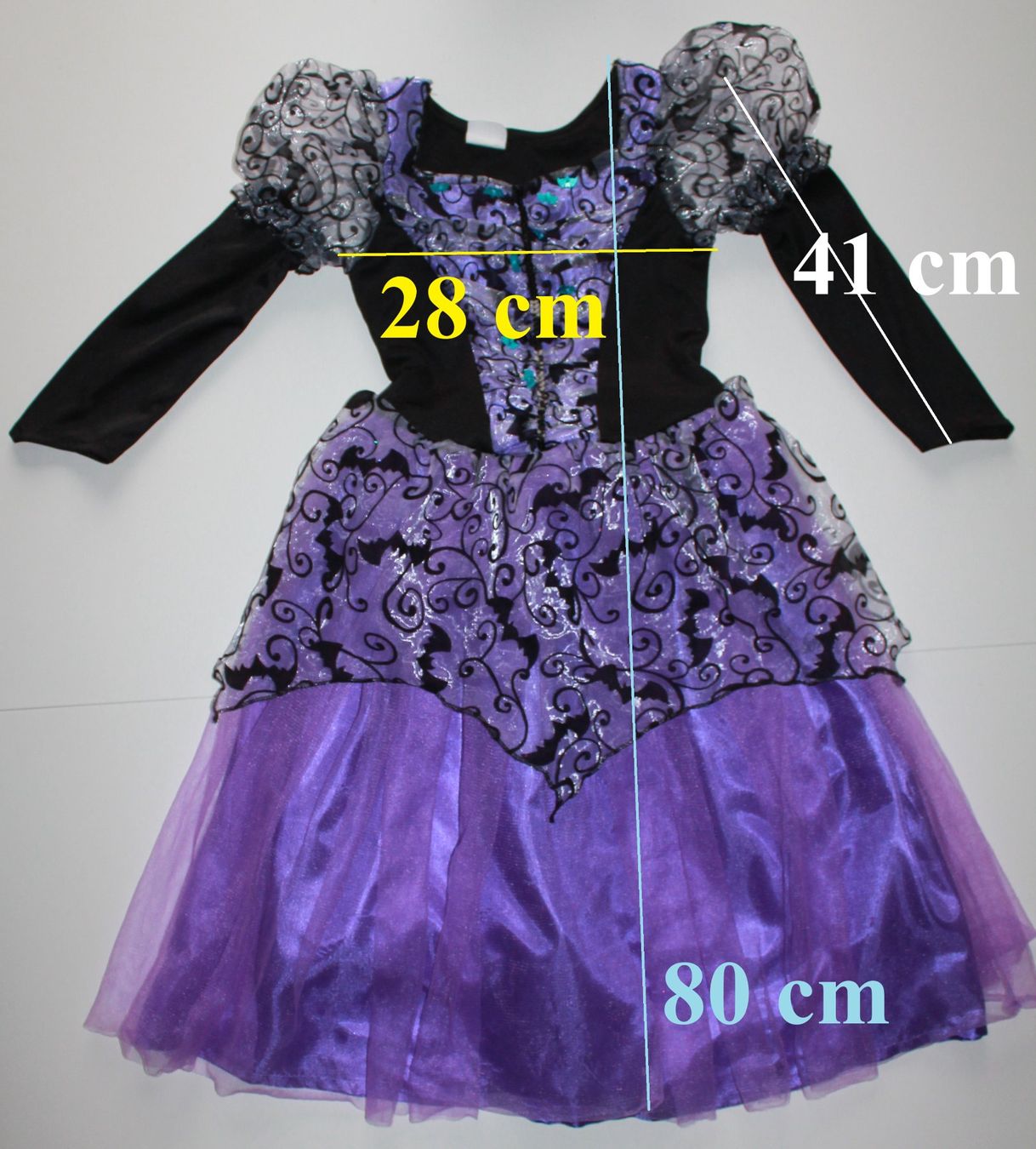 Costumi: Costume sorcière / Hexe t. 4 - 5 ans – Usato da Peseux venduto da CoolShoping 2