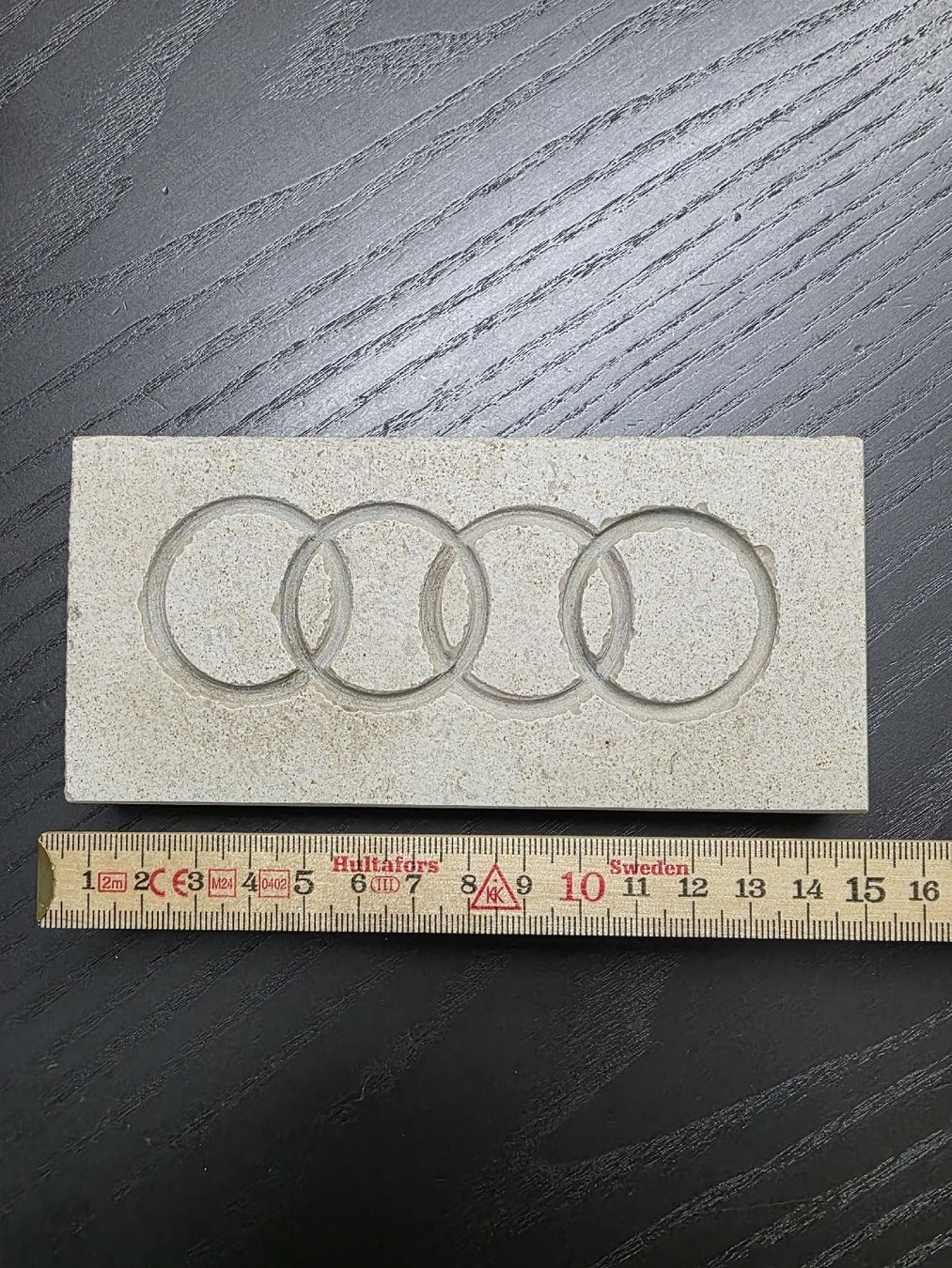 Minerali & Pietre curative: Audi Logo Stein Platte 16x7x2cm – Usato da Bürglen TG venduto da til1985 4