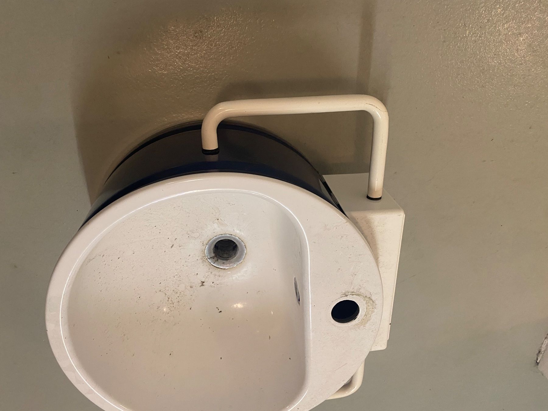Lavabi & lavandini: Lavabo - Waschbecken - Brünneli – Usato da Lüchingen venduto da LIDB 3
