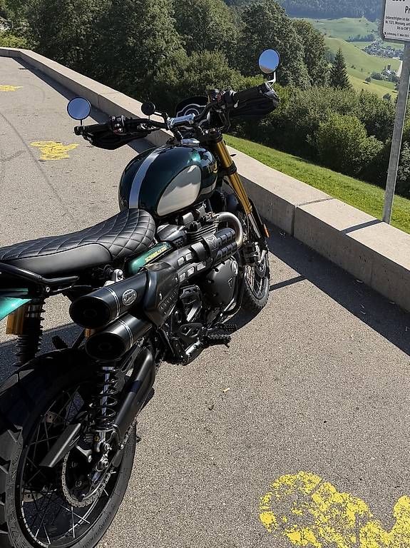 Alle Motorradersatzteile: Triumph Scrambler 1200 XE Custom Sitzbank  – Gebraucht aus Kloten von AV_DC 4