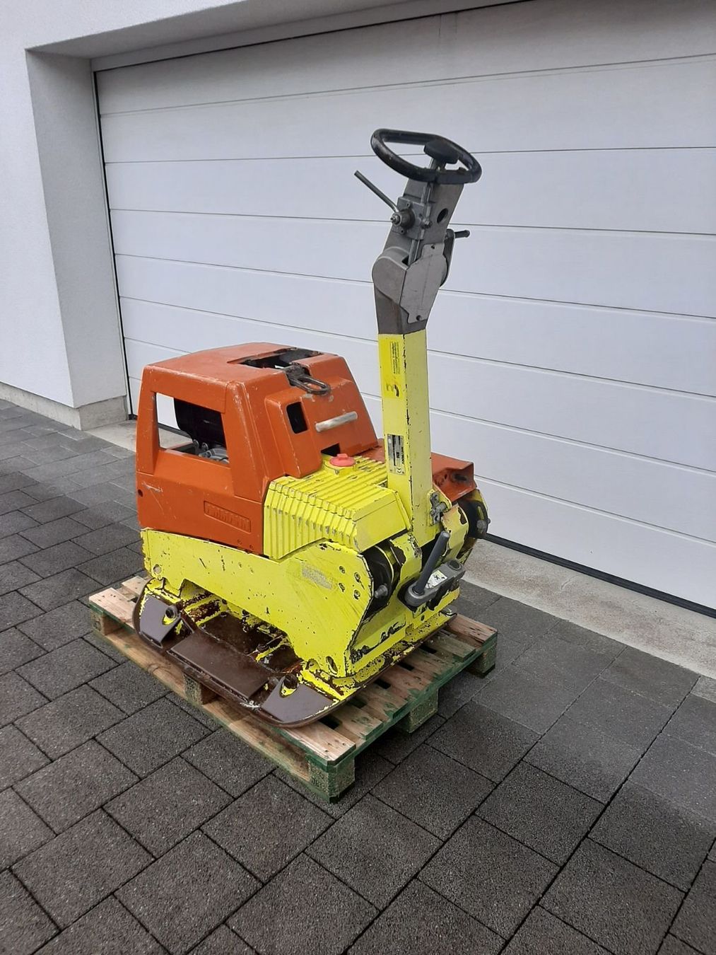 Tutte le macchine: Vibroplatte Rüttelplatte Ammann Hatz Diesel – Difettoso da Rain venduto da Kleinmoto 4