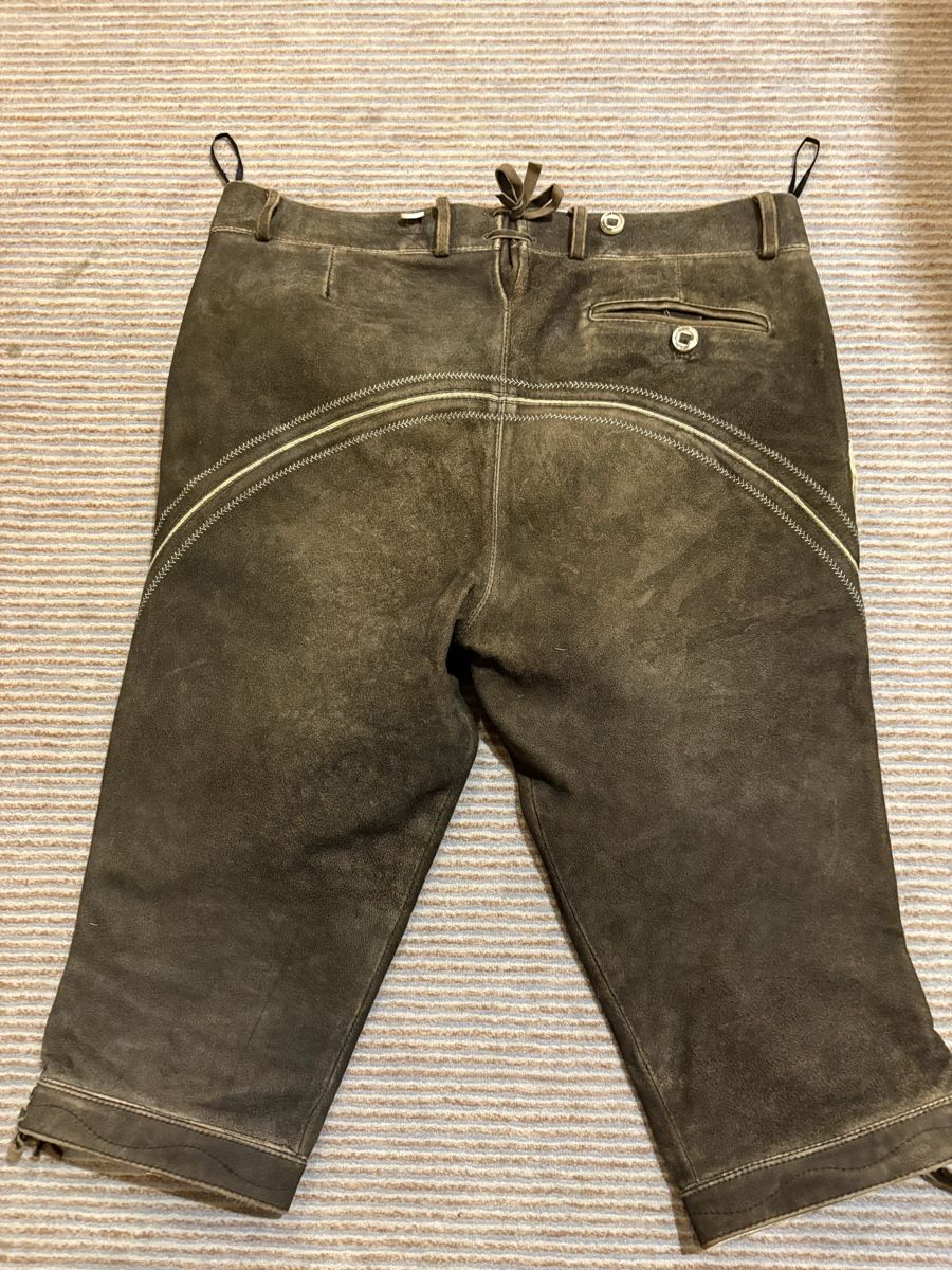 Pantaloni: Lederhose  – Usato da Appenzell venduto da Super_1 4