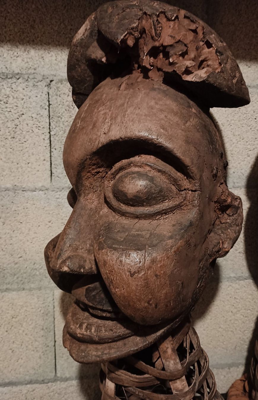 Internationale Kunst: Afrikanische Cameroun – Gebraucht aus Vuiteboeuf von deux-matous 8