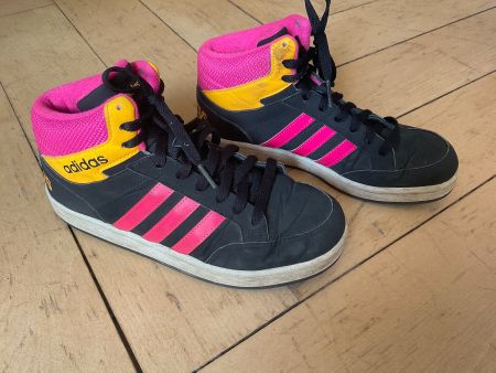 Adidas Sneakers Grösse 37.5 schwarz rosa gelb