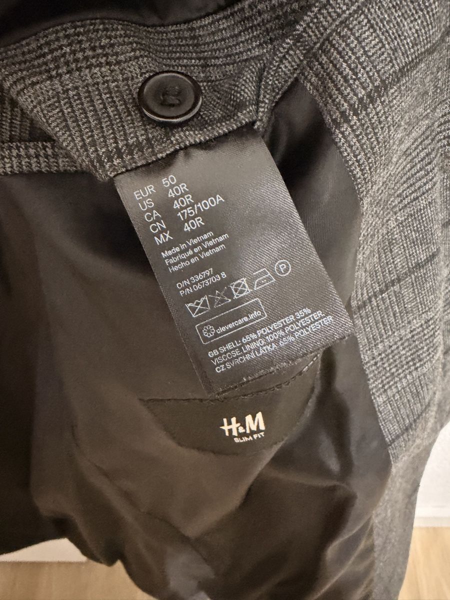 H&M Completi, tute sportive e funzionali: H&M Sakko Grösse 50 – Usato da Weinfelden venduto da Rocketman02 2
