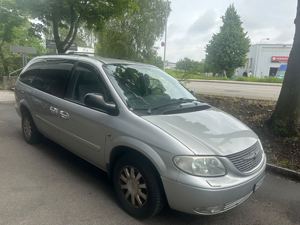 Chrysler Grand Voyager 7 Plätze frisch ab Mfk /Seevice