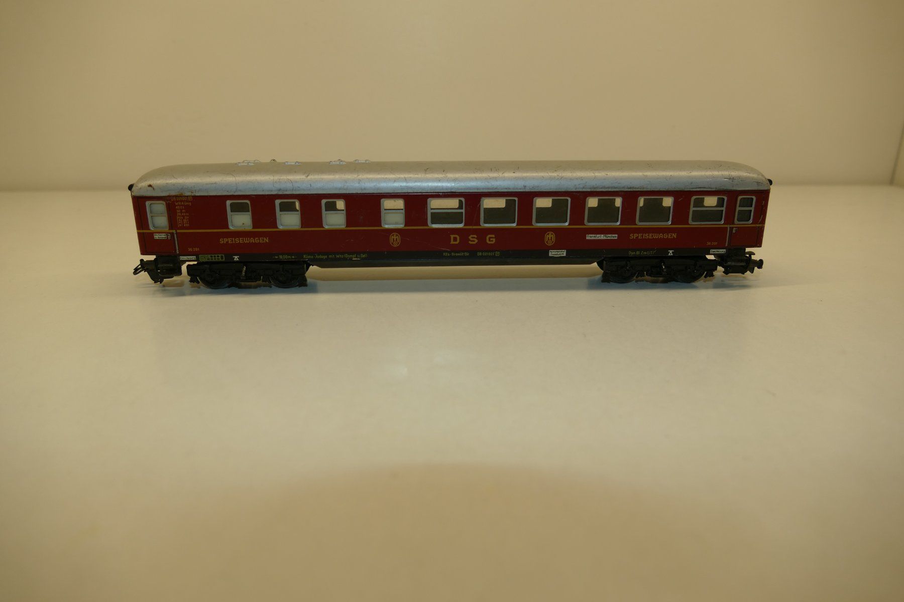 Märklin Modellini di ferrovie: Märklin H0: DSG Speisewagen – Usato da Niederhasli venduto da rail-duerst