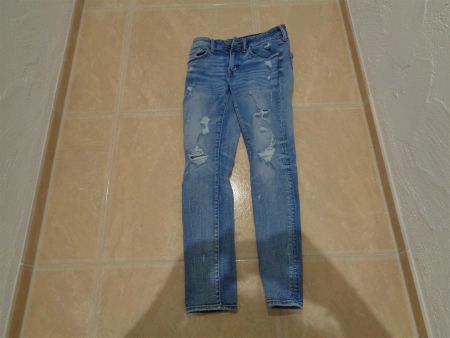 American Eagle Teenager NWT jeans, 28x30 NP 70 Fr