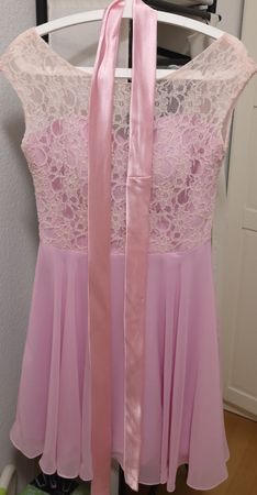 Abendkleid in Rosa