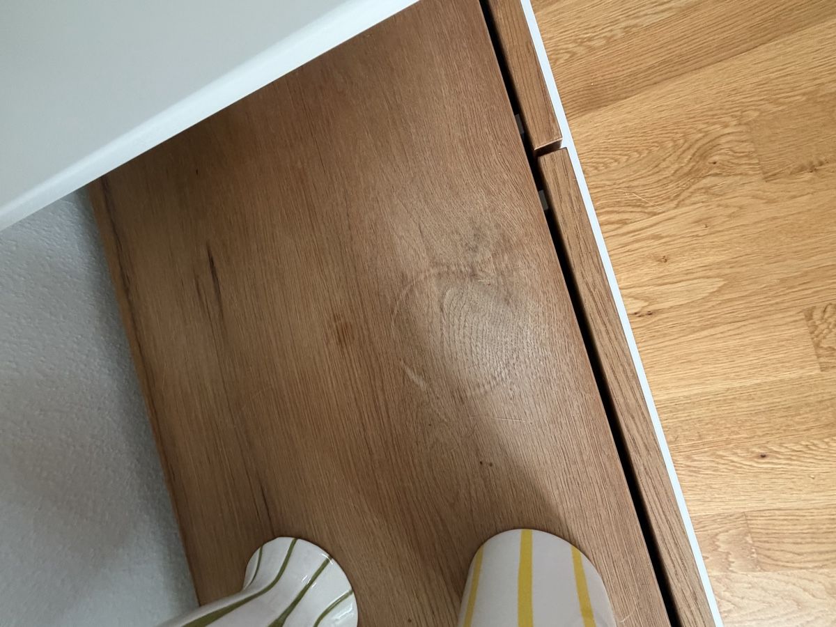 Meubles TV: Möbel TV-Möbel mit Schubladen Gratis abzugeben – D'occasion à Liestal par syi_pl6k 1