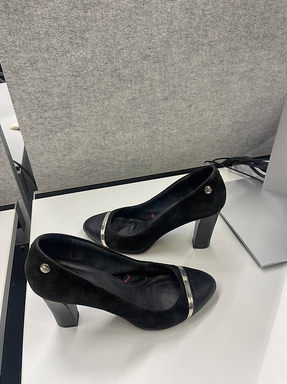 Tommy Hilfiger Scarpe da donna: Tommy Hilfiger Pumps in Größe 38 – Usato da Zürich venduto da michaela_2024 1