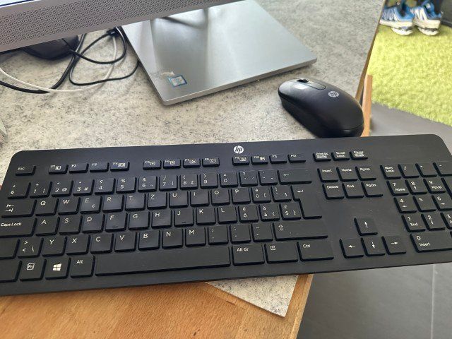 Hewlett Packard PC: HP EliteOne 800 All in One Computer i5 7. Gen. SSD Win11 – Usato da Brunnen venduto da 23068 2